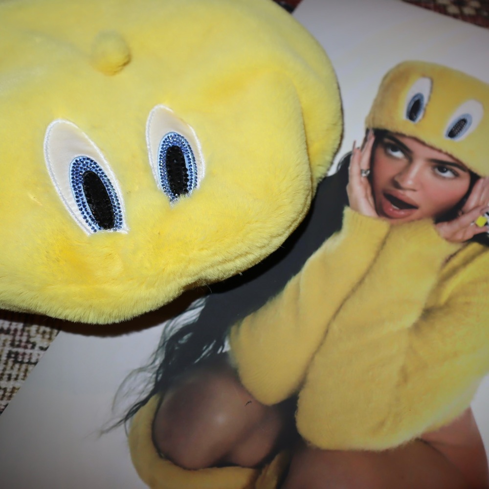 GCDS Tweety Bird Faux Fur Beret